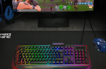 Empire Gaming : le clavier K900 créé pour les gamers