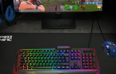 Empire Gaming : le clavier K900 créé pour les gamers