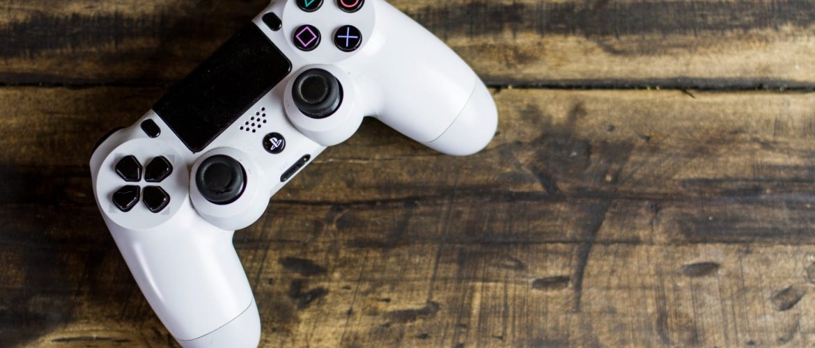 Comment la DualShock de PlayStation a façonné les manettes modernes
